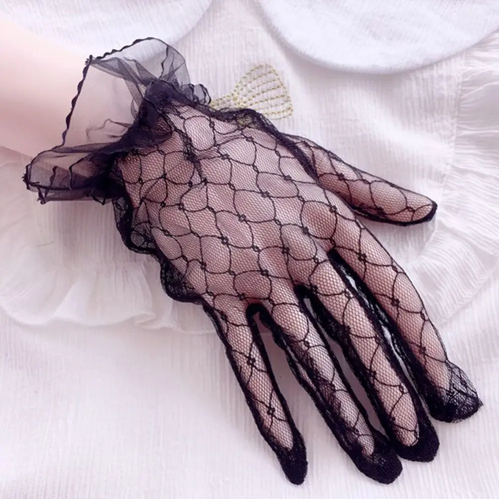 Autumn Summer Women Gloves Stretchy Sexy Lace Short Tulle Full Finger Mittens Lotus Leaf Sheers Elegant Lady Driving Gloves