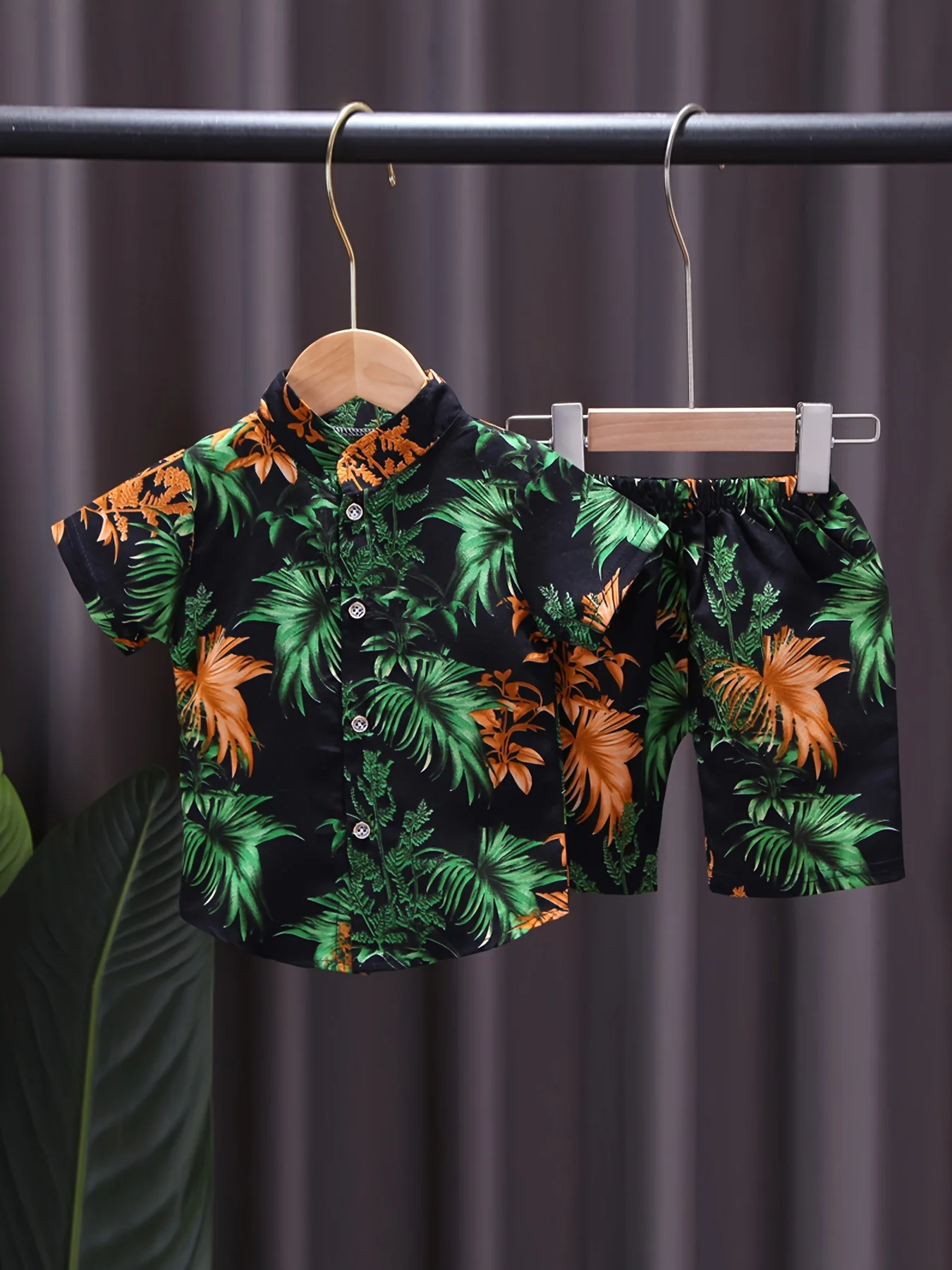 2pcs Baby Boys\' Summer Outfit Set, Tropical Print Short Sleeve Shirt With Shorts, Casual Style, For Toddlers