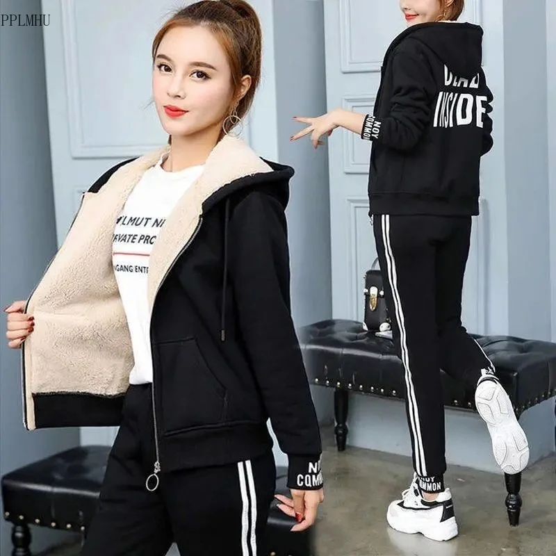 Casual Lambswool  lined Tracksuit 2 Piece Outfit Women Sports Suit Winter Warm Thicken Fleece Print Hooded Jacket Sweatpants Set