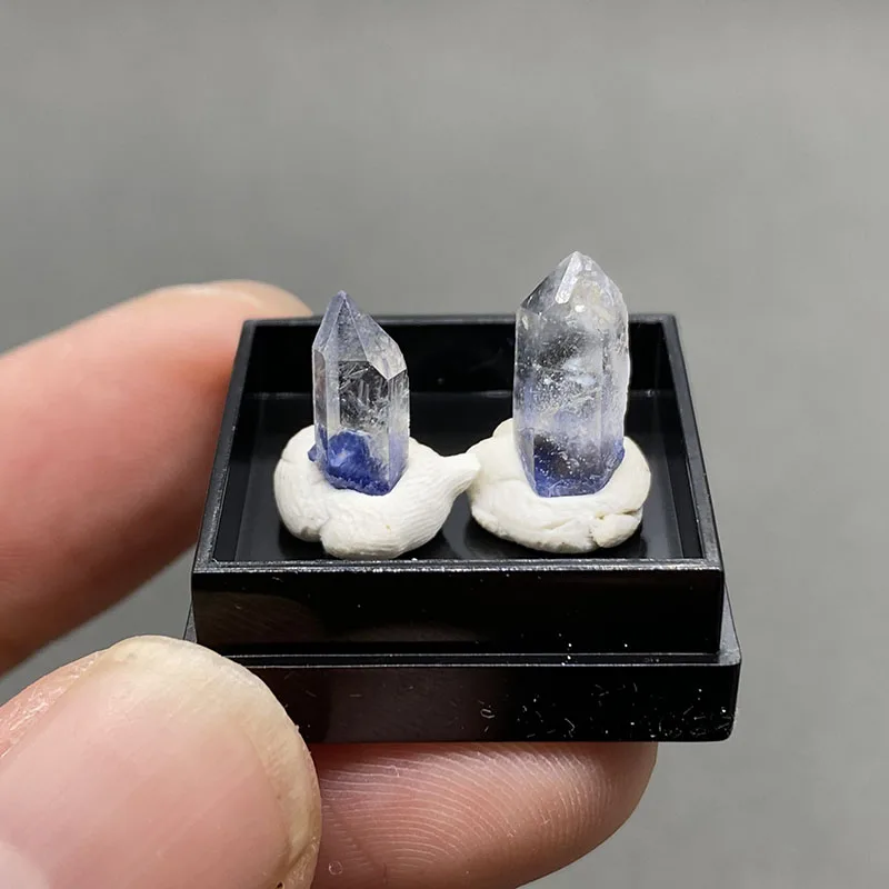 100% Natural Brazilian dumortierite Crystal  (can be used as a pendant)can be used as a pendant) box size:27*27*25mm