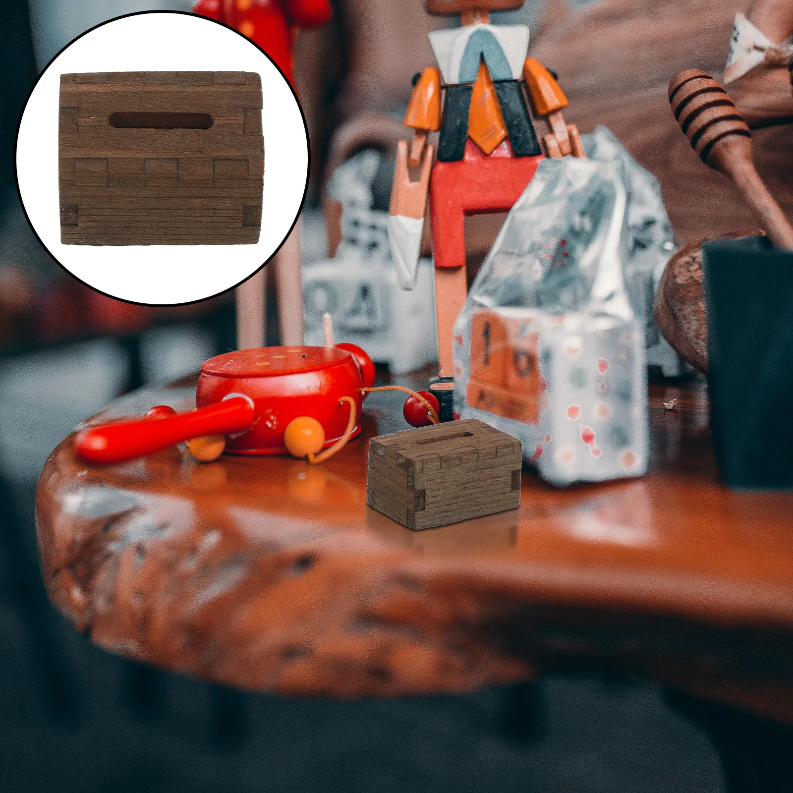 

Миниатюрная коробка для салфеток в масштабе 1:12, деревянный диспенсер для салфеток, реалистичный квадратный дизайн для украшения кукольного домика, гостиной, ванной комнаты