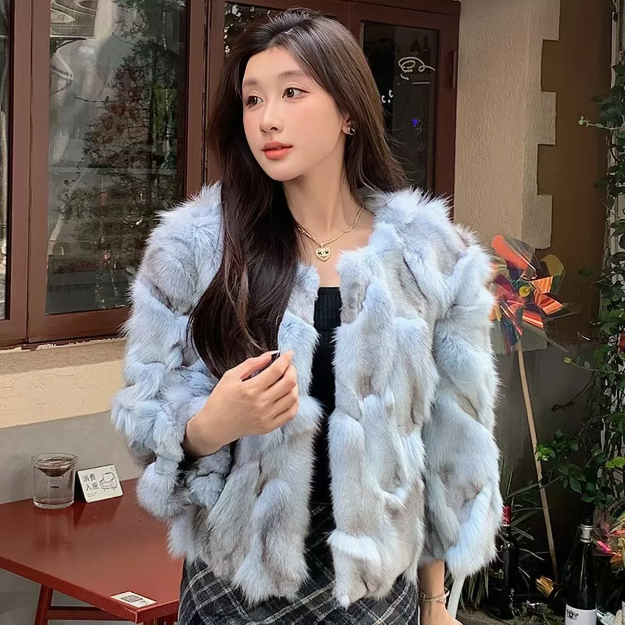معطف فرو الثعلب الحقيقي للنساء للخريف والشتاء سترة قصيرة فاخرة سميكة دافئة جديدة برقبة دائرية مغطاة بأزرار ملابس خارجية نسائية دافئة أنيقة