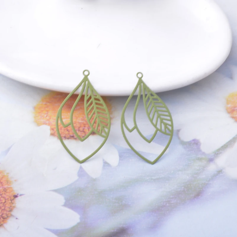 30 Stück AB8687 Messingblätter Schmuckanhänger DIY Damen Ohrring Halskette Zubehör – Detail 10