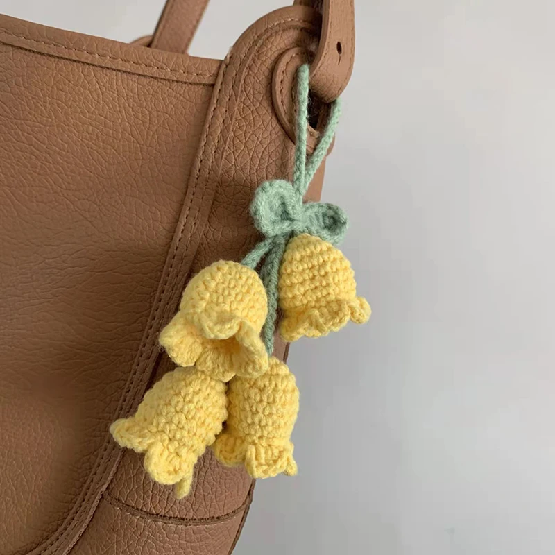 Crochet Flower Keychain Lily Orchid Pendants Finished Handknitted Flower Car Decor Bag Pendant Hanging Accessory Flores Crochet