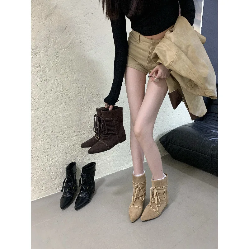 

【2025 Winter】Hidden Wedge Cowboy Boots for Women | Pointed Toe Western Ankle Booties | Korean Retro Style Lace Up Mid Heel Boots