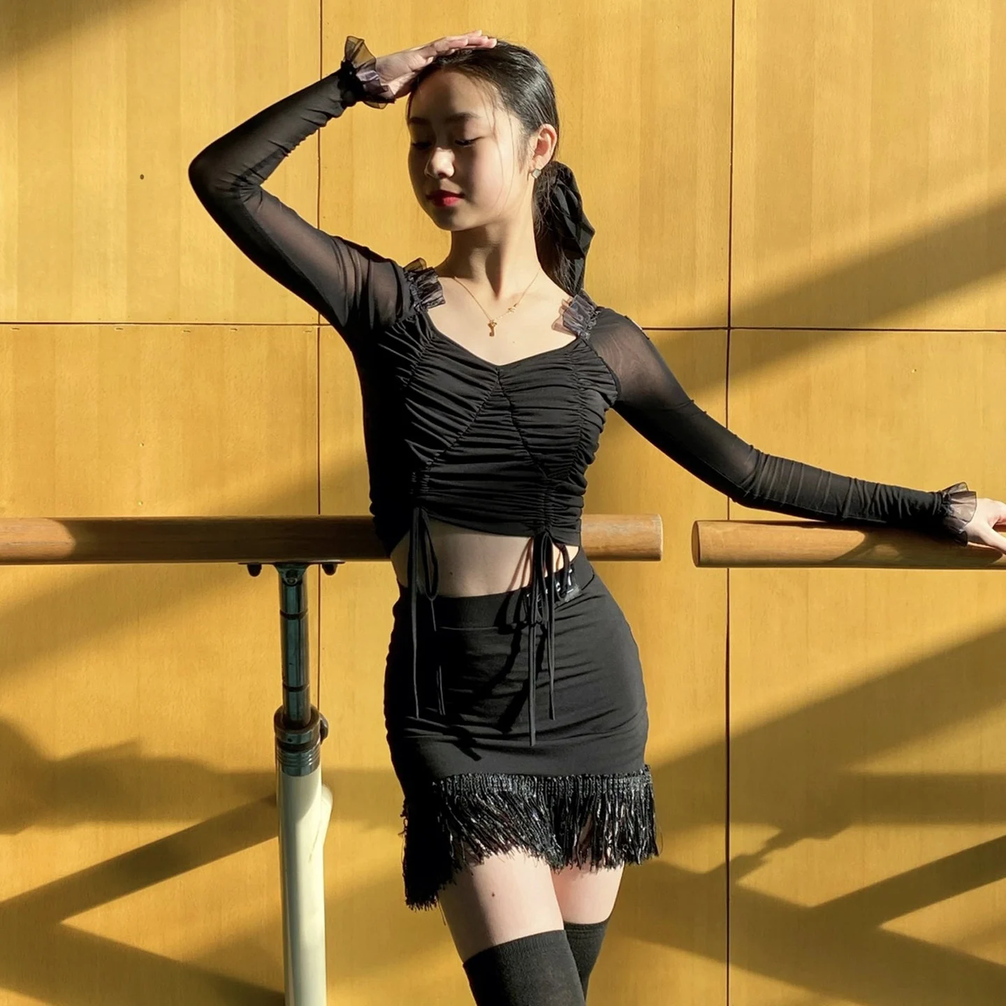 2025 Abiti da ballo latino Donna Club per adulti Rumba Samba Pratica di danza Top da allenamento Gonna maniche lunghe Salsa Dance Wear DNV24198