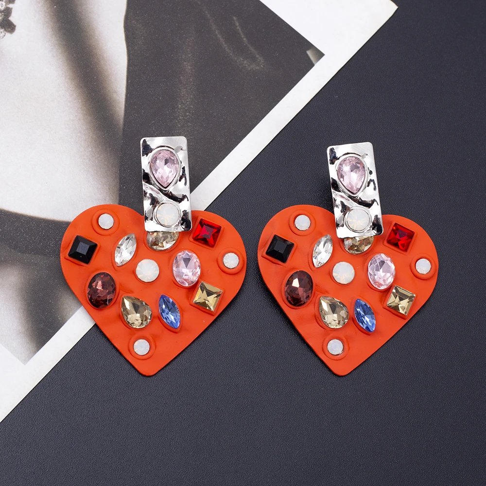 Korean Style Full Glass Rhinestones Retro Heart Earrings For Women Metal Spray Paint Temperament Color Matching Christmas Gifts