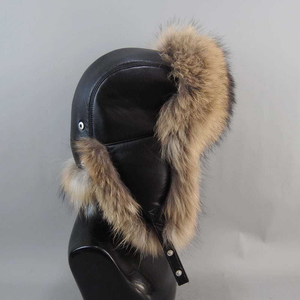 New Men Outdoor Windproof Winter Natural Real Fox Fur Bombers Hats Quality Raccoon Fur Cap Man Luxury Real Sheepskin Leather Hat