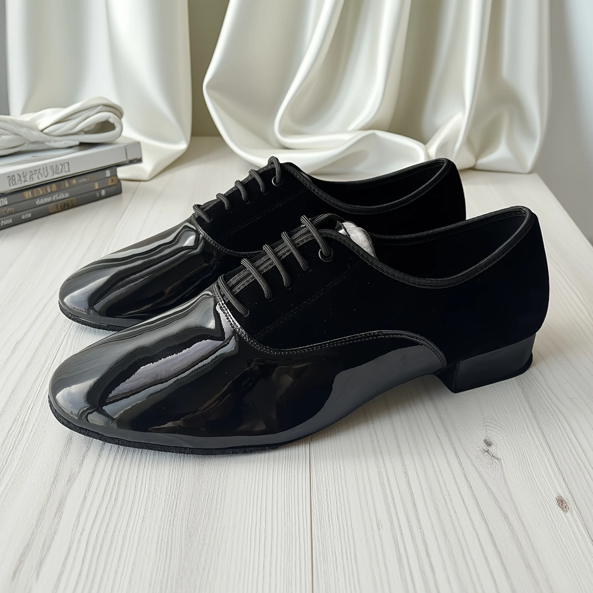 

Men's Modern Shoes Latin Dance Shoes Ballroom Square Dance Shoes Dance Sneakers Breathable Leather Shoes Man Tango Shoes