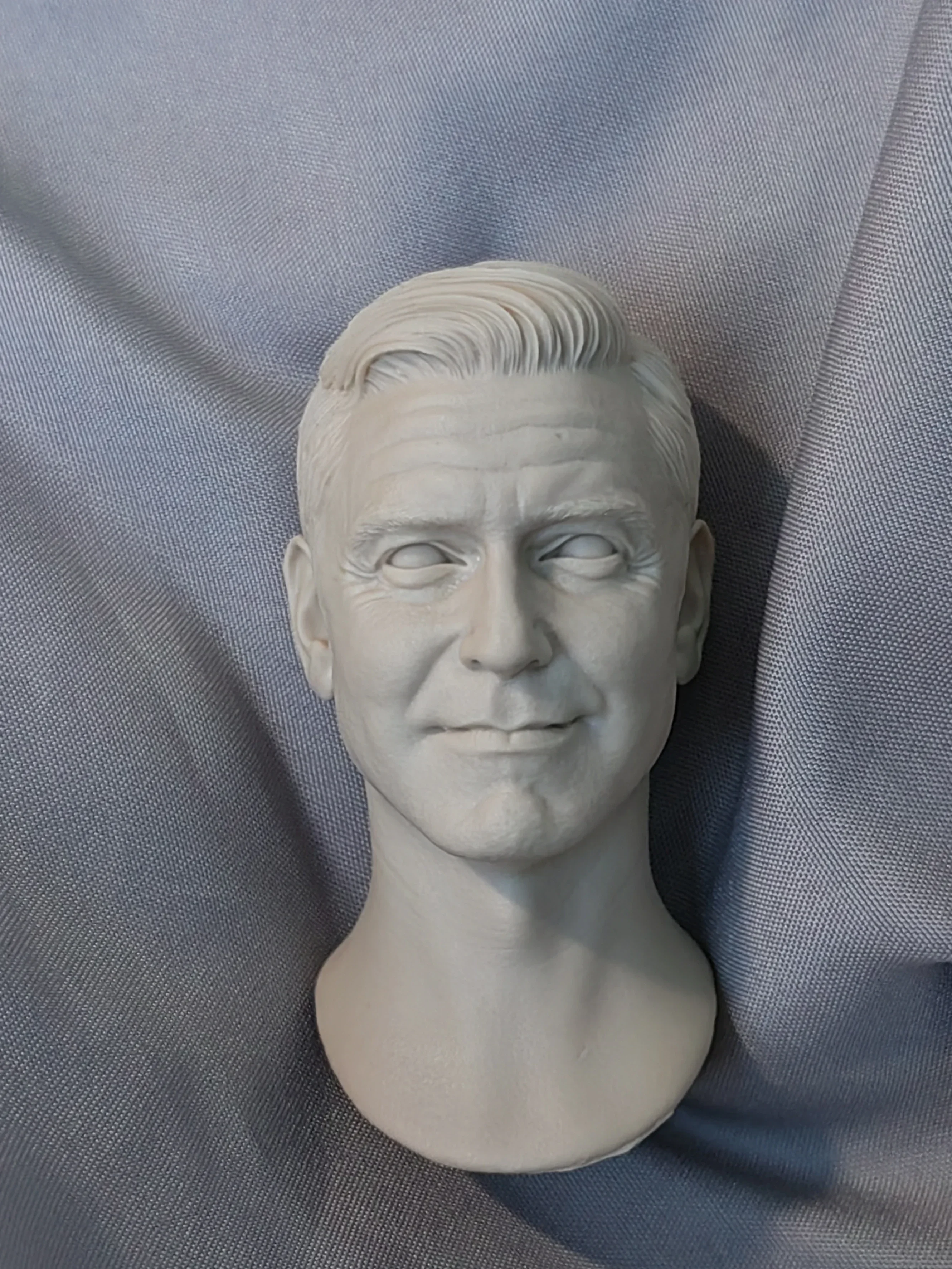 1/6 Die-cast Resin Figure Statue Head Exquisitely Detailed Unpainted Free Shipping (George Clooney)