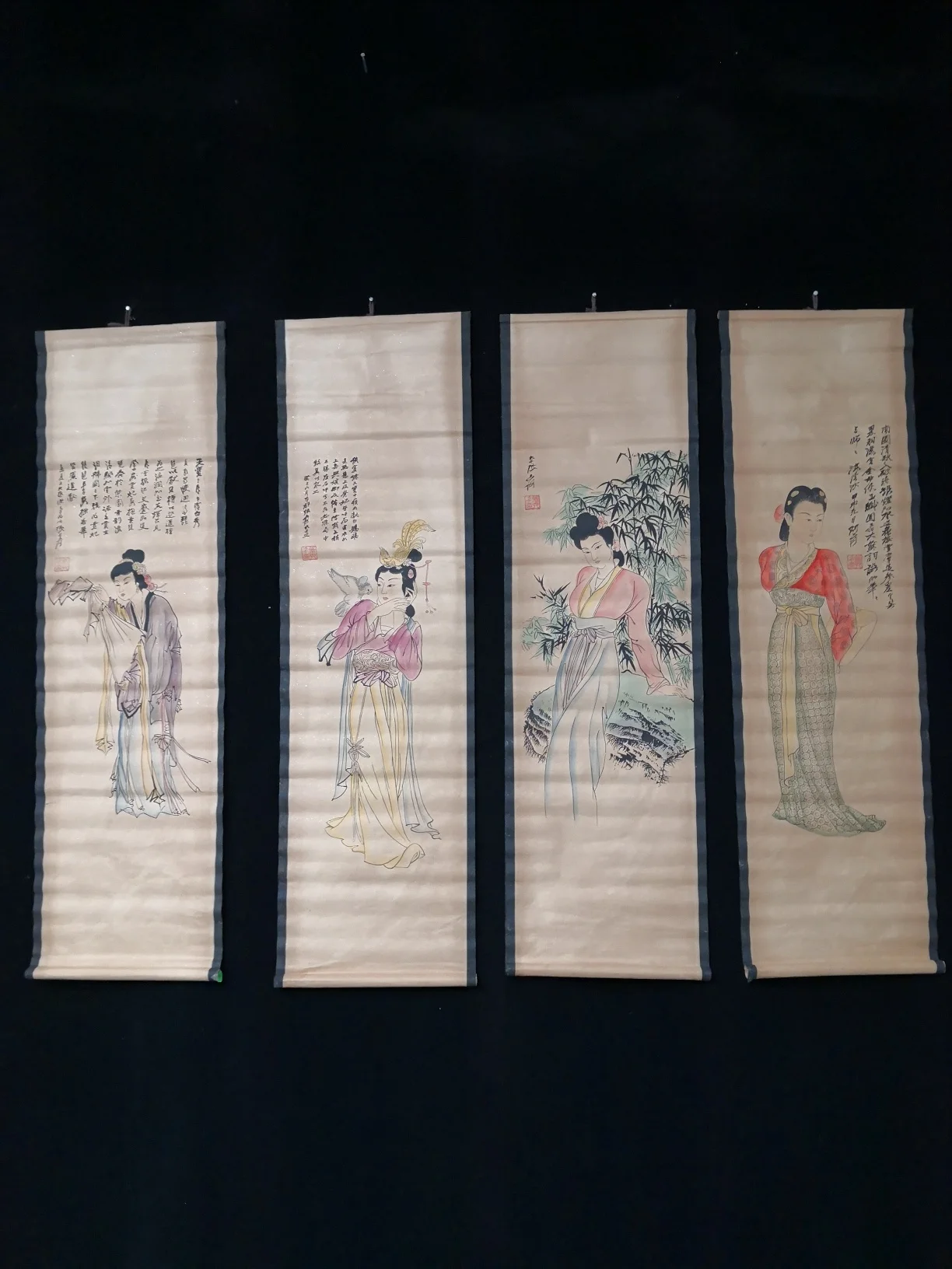 Chinese Antique-Style Beautiful Woman Four-Panel Screen Painting - Exquisite Xuan Paper Decorative Artwork for Home Decoration