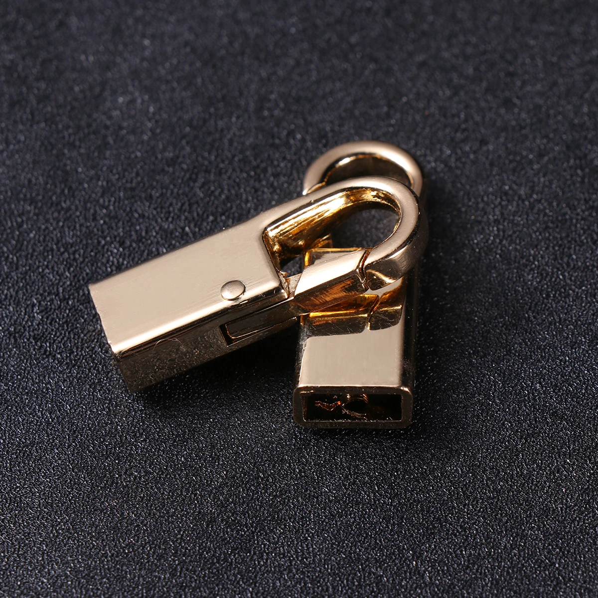 

10pcs Bag Zipper Buckle Luggage Suitcase Heavy Duty Hooks for Backpack Tote Dog Collar Accessories Premium Material