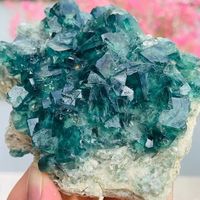 Natural Stone Green Fluorite Mineral Crystal Specimen Cluster Mineral Crystal Stones Health Energy Healing Stone Decoration
