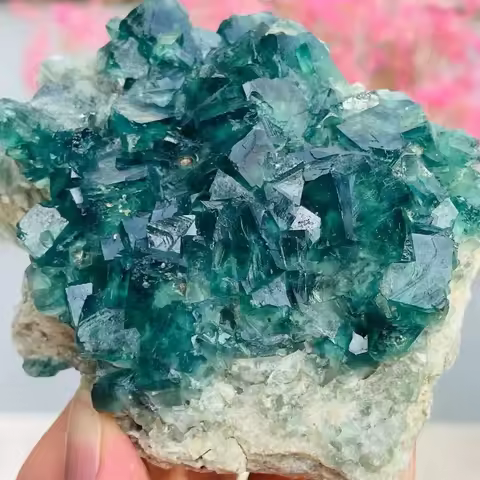 Natural Stone Green Fluorite Mineral Crystal Specimen Cluster Mineral Crystal Stones Health Energy Healing Stone Decoration