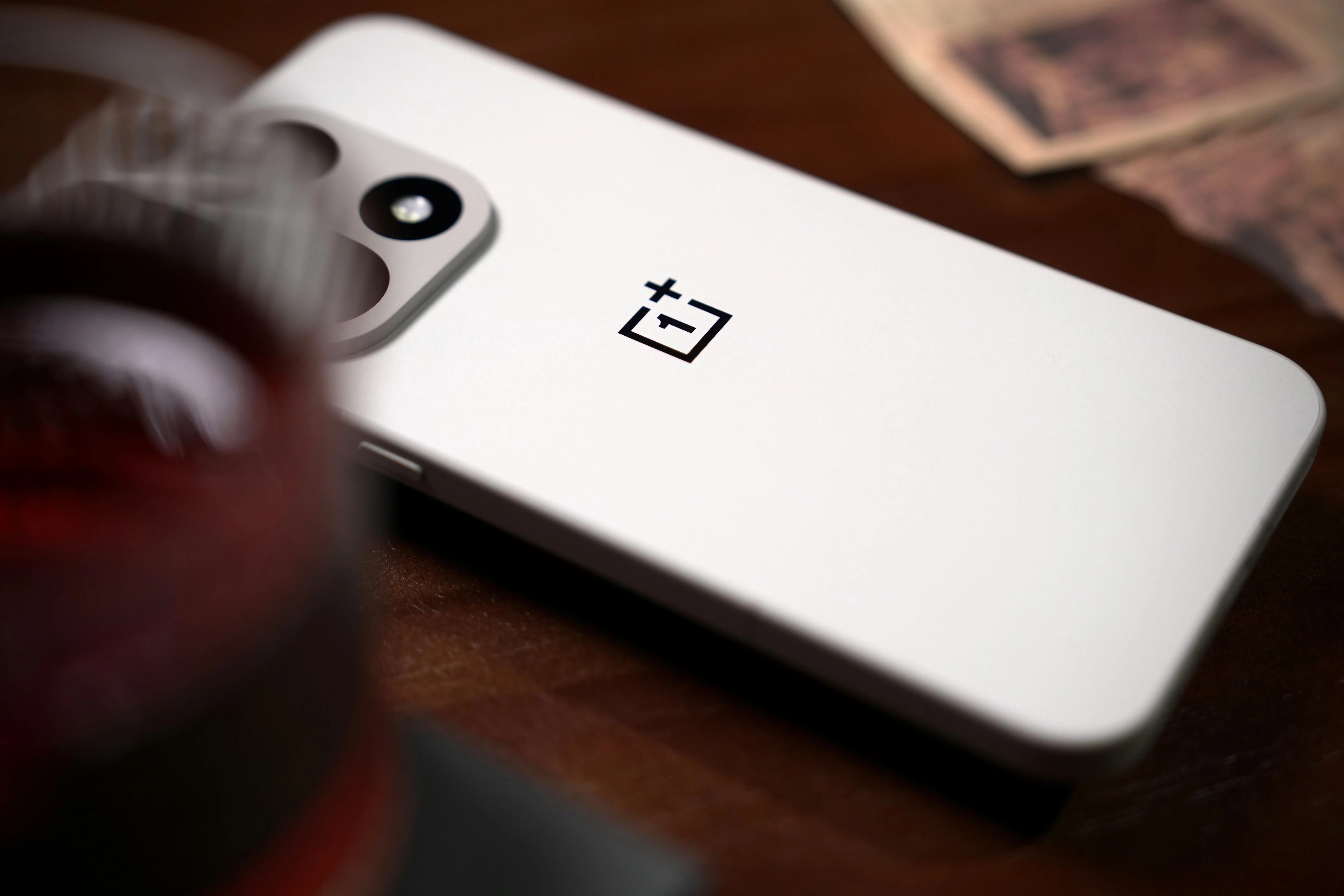 Unlocked China Version OnePlus 15 Snapdragon8 Elite Gen5 6.78inch AMOLED 165Hz 50MP 7300Mah 120W Super Charger NFC OTA PLK110