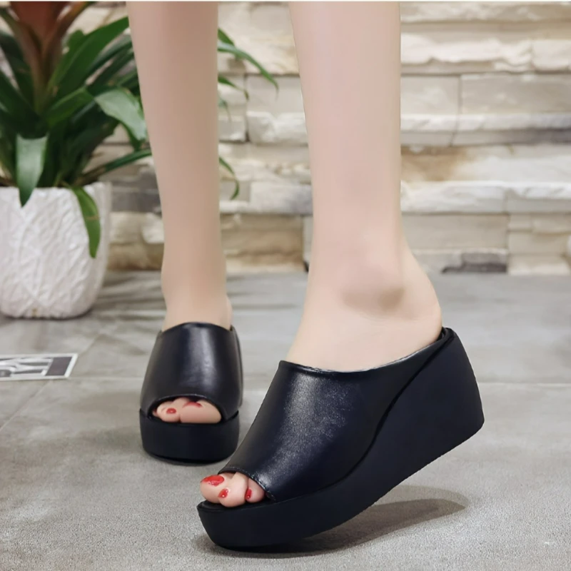 Mules décontractées d'été pour femmes, à talon compensé, bout ouvert, plateforme, en cuir souple, pour l'extérieur