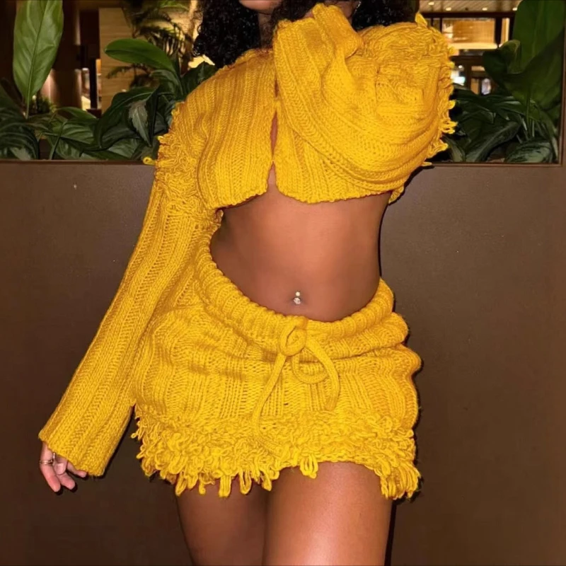 

2025 Spring and Autumn Women's Sexy Spice Girl Solid Color Short Long-sleeved Cardigan Fringed Skirt Two-piece Set