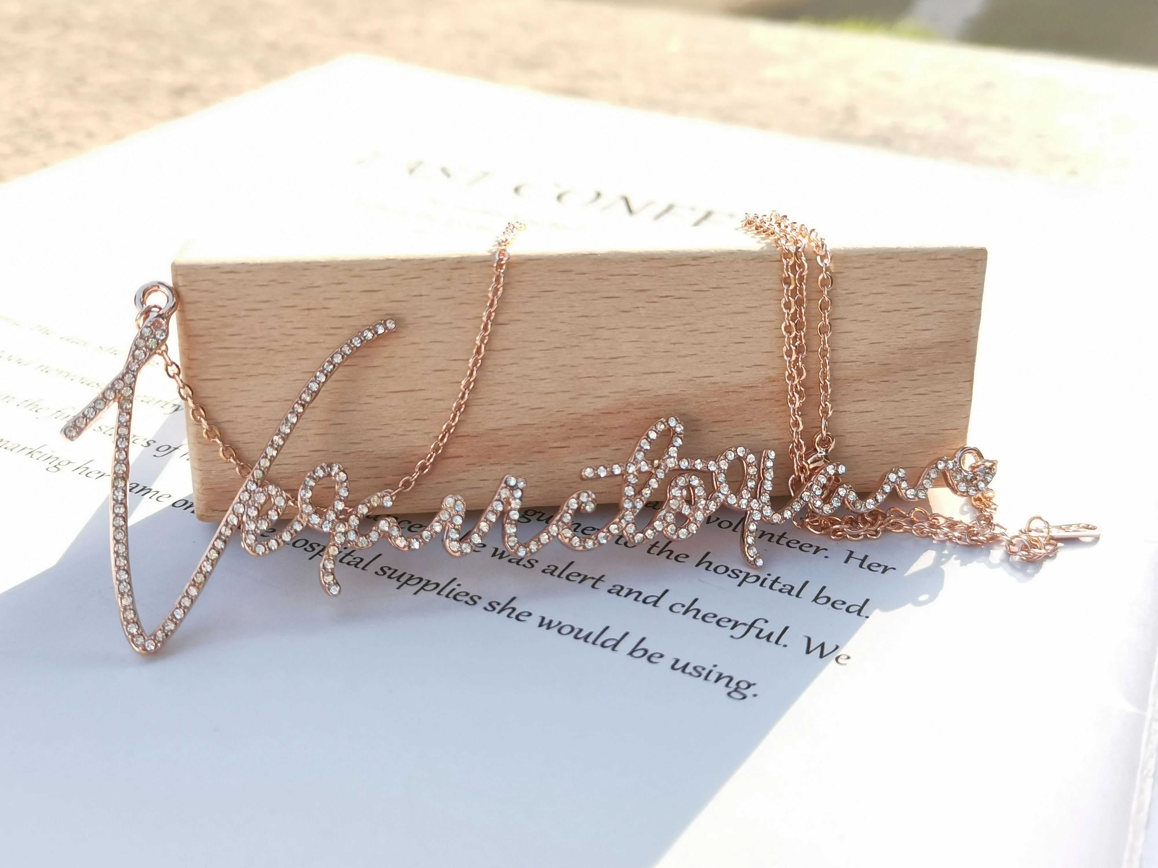 2021 New Trendy Custom Name Letters Necklaces for Women Zircon Thin Font Necklaces Personalized Name Pendant Necklaces AsGifts