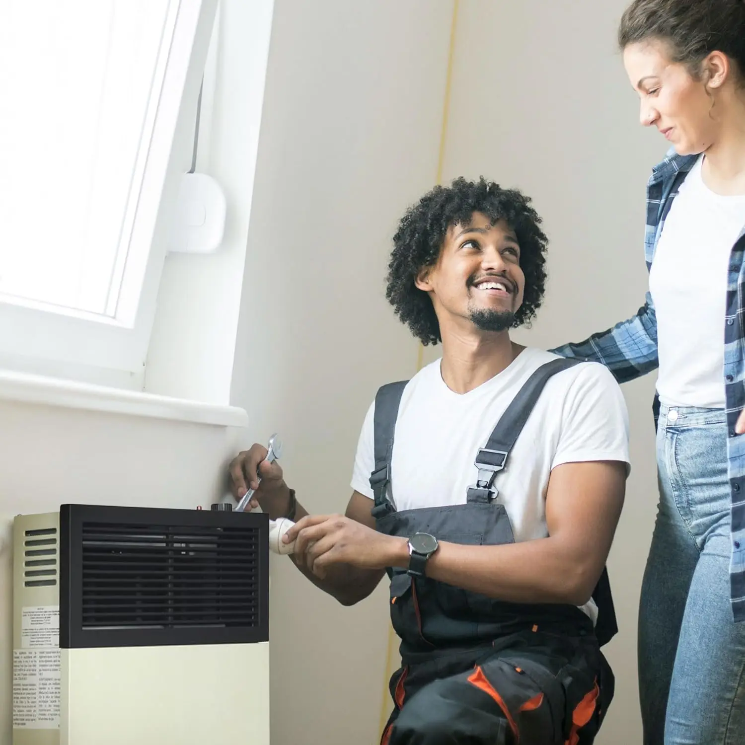 Calentador de propano para montar en la pared, dispositivo de ventilación directa de 11.000 BTU con iluminación piezoeléctrica, piloto de seguridad y regulador incorporado