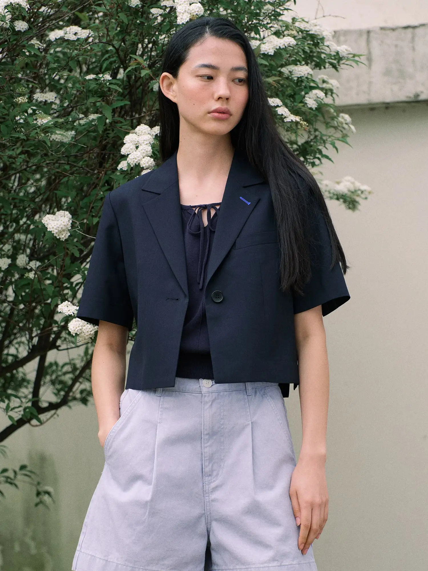 

Nuo Xiaola Authentic Summer 2025 Brand KP Pure Color Suit Jaet ort Sve Два цвета Оригинальный продукт Прямой вырез для поездок на работу...