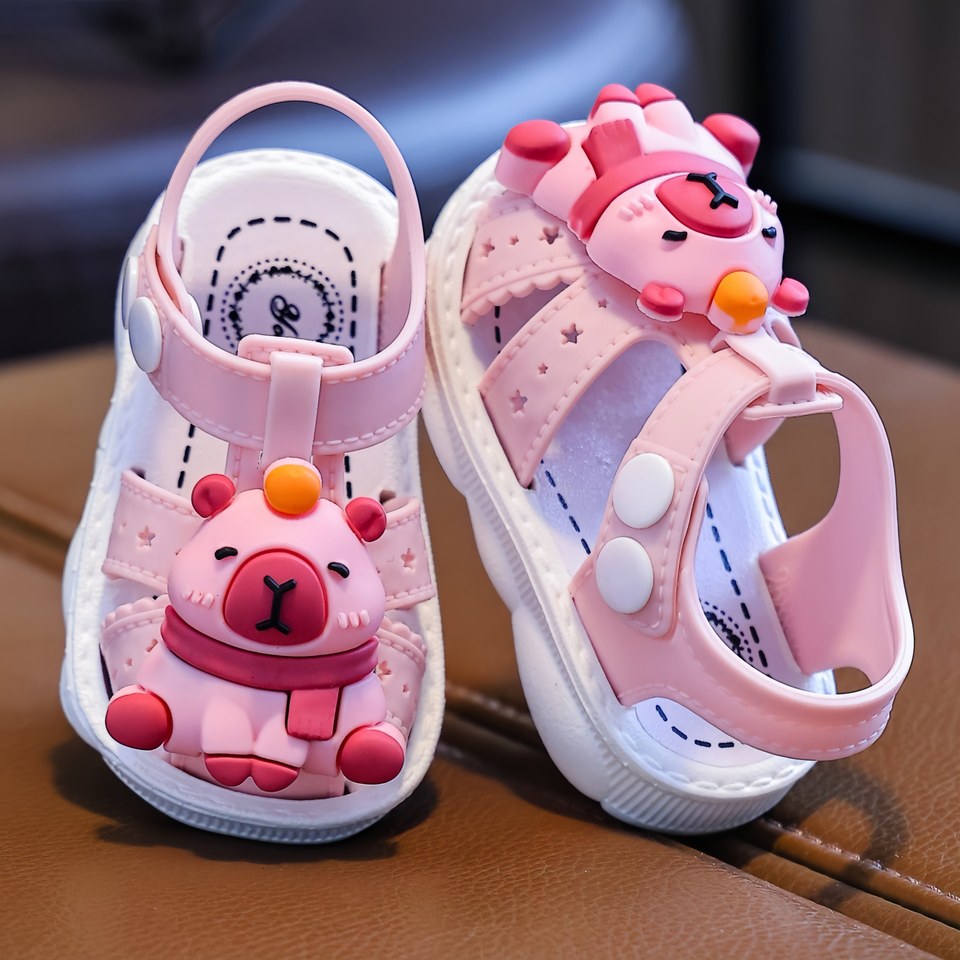  Summer new sandals with leather Kabala toe cap sandals for girls and babies, comfortable walking shoes for home and outdoor wear 
