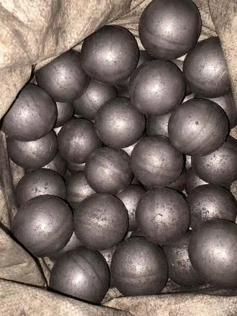 Fully Welded Hollow Iron Ball Dia20/30/40/50/60/70/80/90/100/120/150/200-400mm 3mm Wall Thickness Wrought Iron Decoration Ball