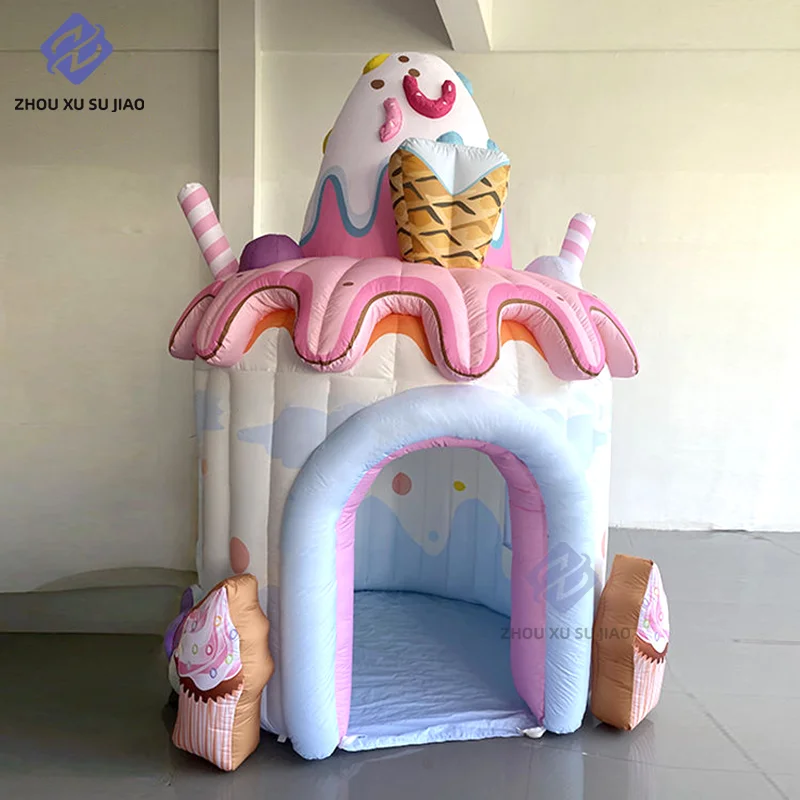 Casa gonfiabile gigante in colore gelato Casa a cupola estiva Cartone animato Decorazione natalizia per eventi per bambini