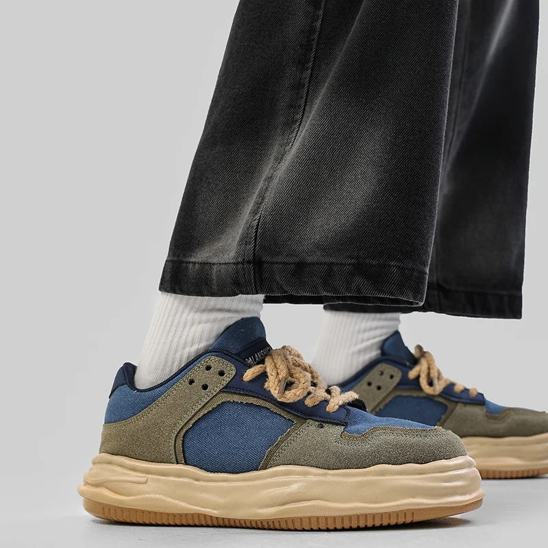 

Туфли для досок модные, универсальные, легкие и прочные. Подходят для мужской повседневной обуви и которые можно носить для прогулок.