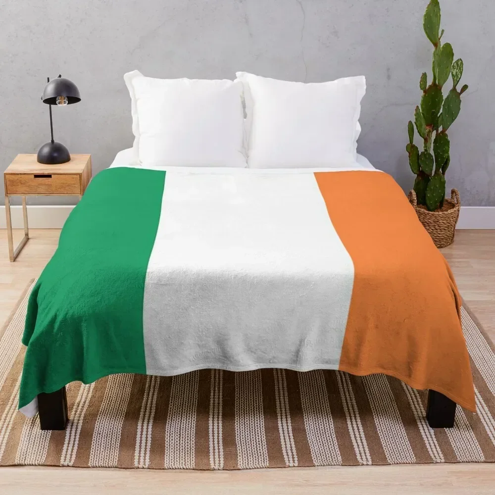 

Irish Flag Throw Blanket