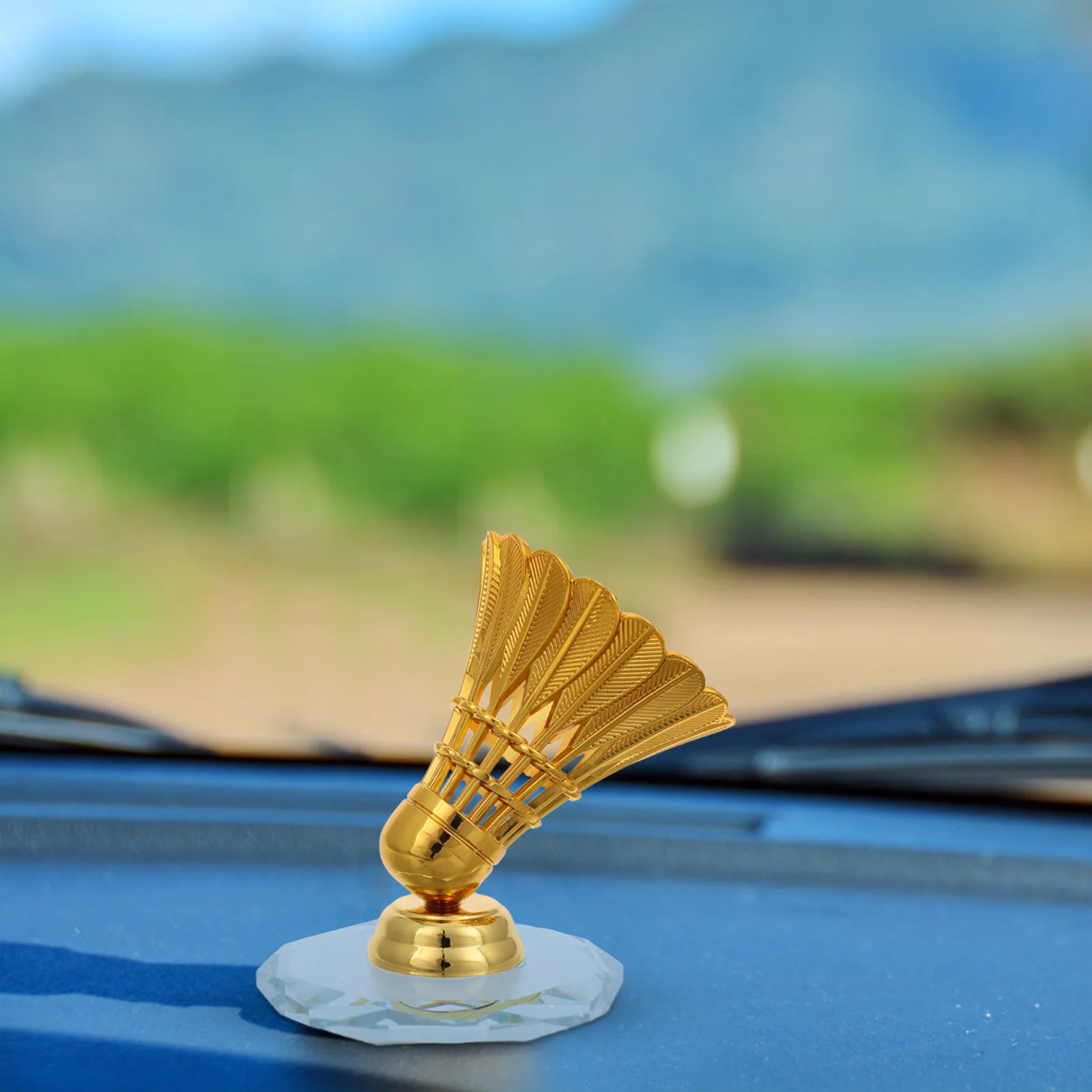 

Badminton Gold Car Dashboard Ornament Trophy For Enthusiasts Lifelike Sports Art Piece Auto Interior Decor
