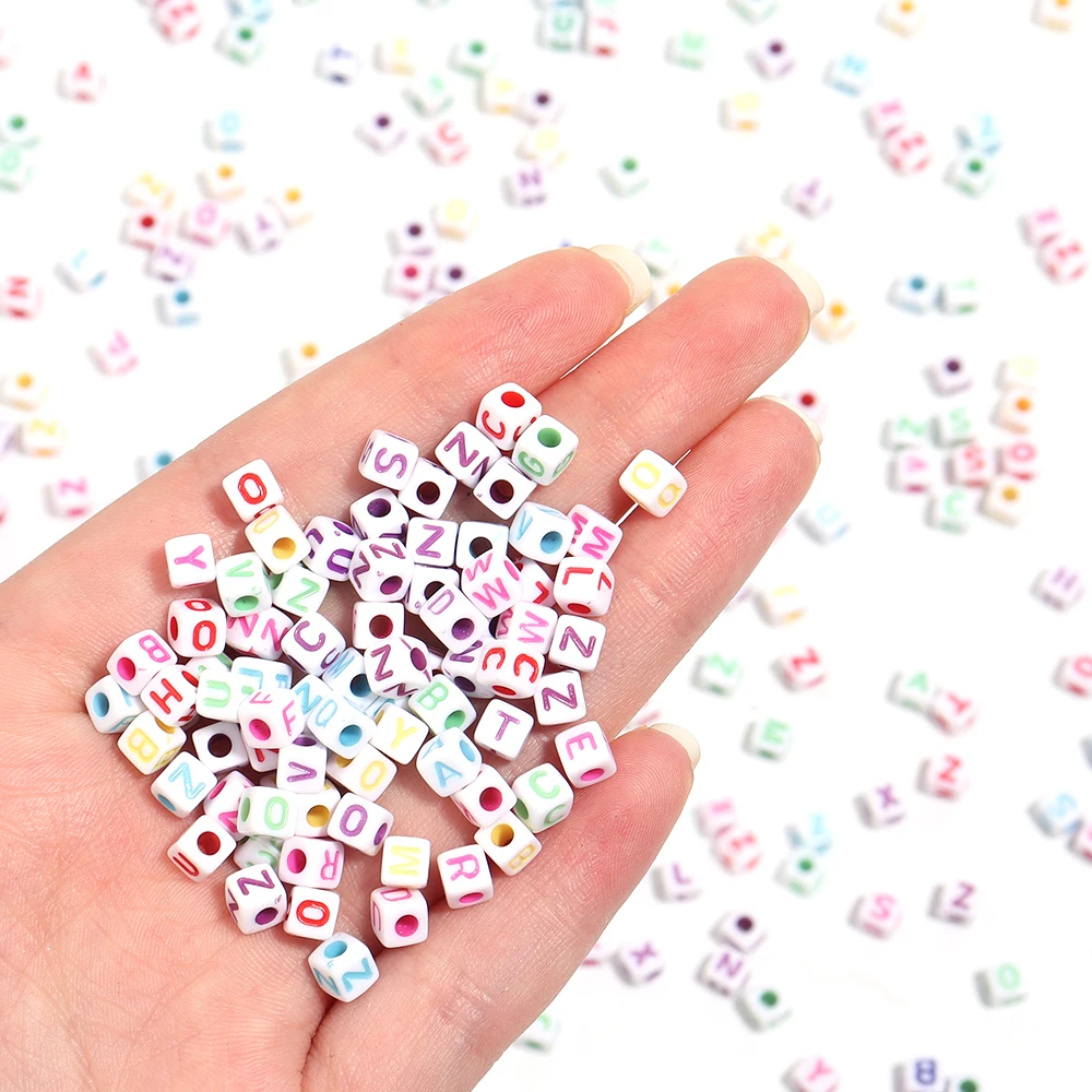 100 Stuks 4.5/6Mm Gemengde Letter Acryl Kralen Losse Vierkante Nummer Kralen Charme Voor Het Maken Van Sieraden Diy Ketting Armbanden Accessoires