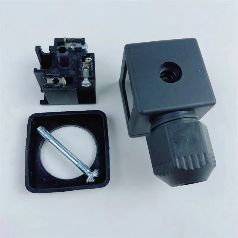 Free Shipping 20PCS/LOT DIN43650A Line-Socket Plug Male Connector 18mm Foot Distance Hydraulic Junction Box