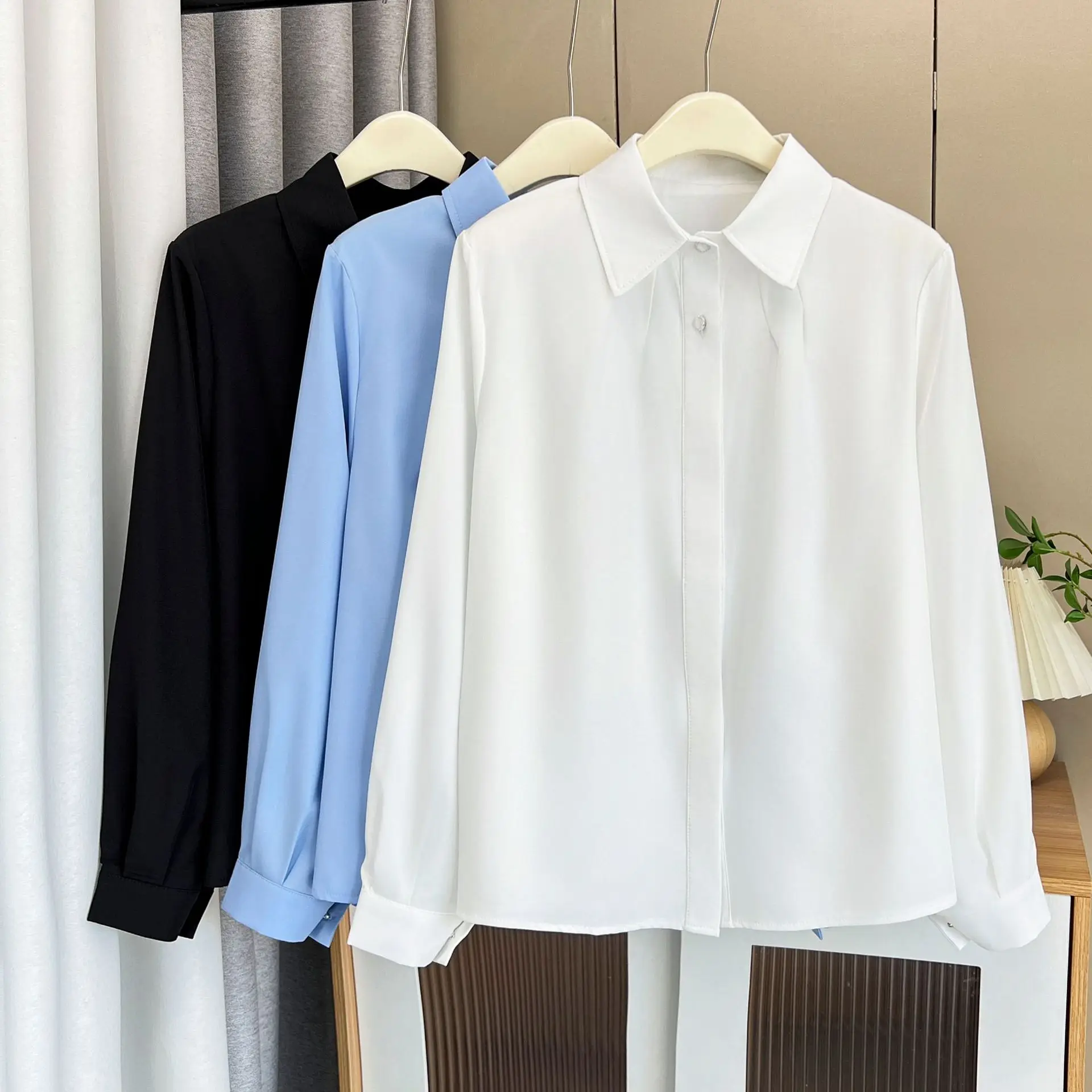 Camicette taglie forti primavera 2025 Nuova camicia a maniche lunghe antirughe semplice da 100 kg Top casual da donna 6607