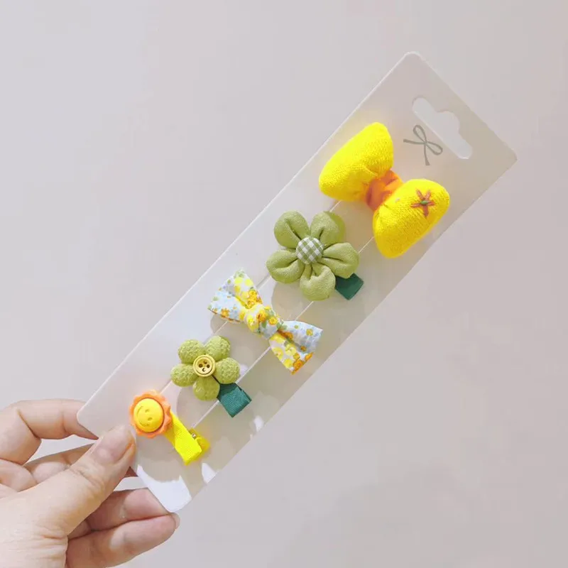 5Pcs Cute pet cats and dogs all wrapped cloth hair clip does not hurt hair cute super germinated safety hair clip