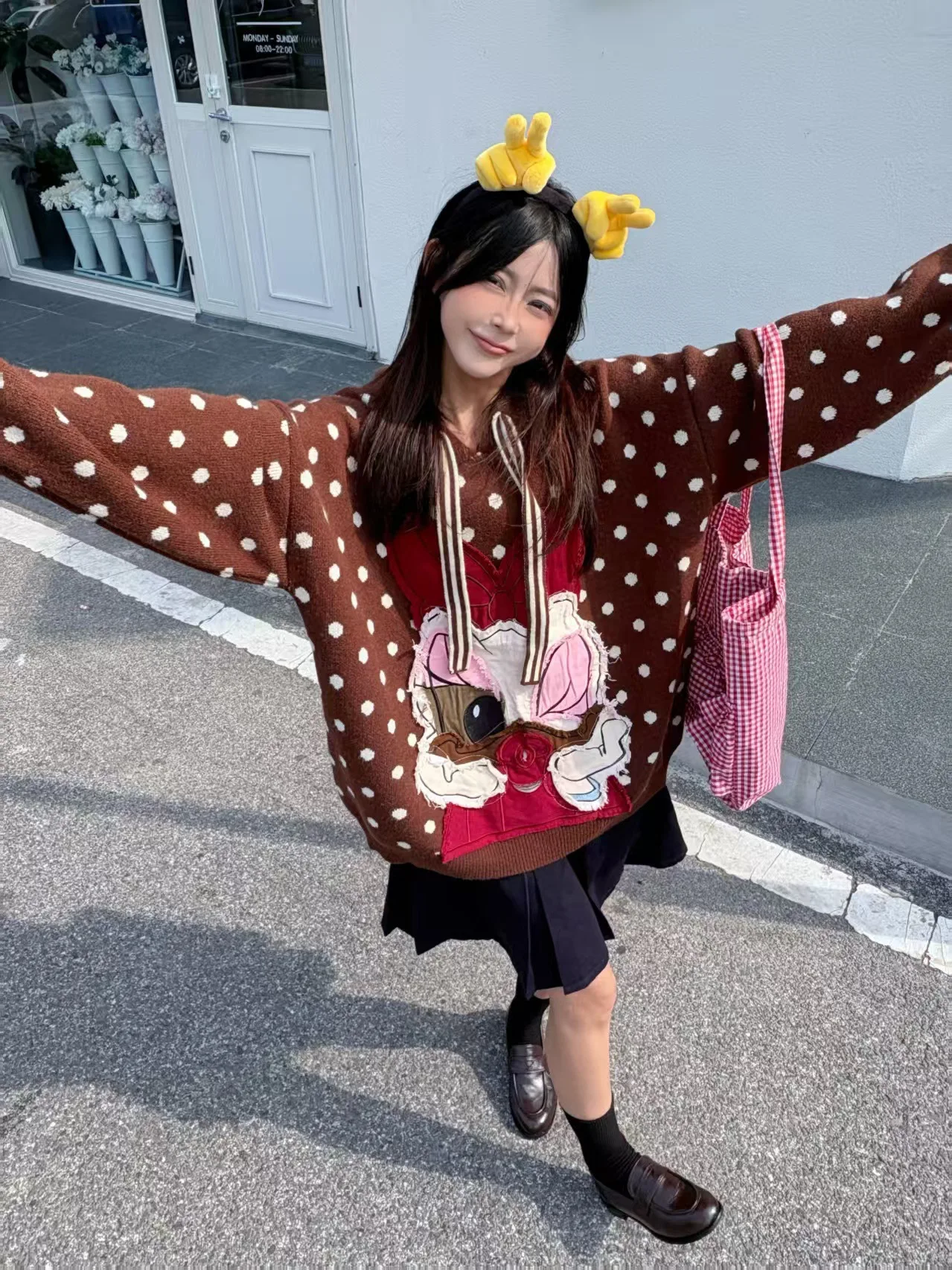 2025 Otoño Invierno americano Retro Color-Block Polka Dot sudadera con parche de pato de dibujos animados suéter suelto con capucha mujeres