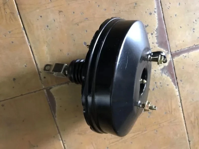 Imported forklift engine overhaul accessories, Jingjiang Wharf trailer TD27 brake booster pump