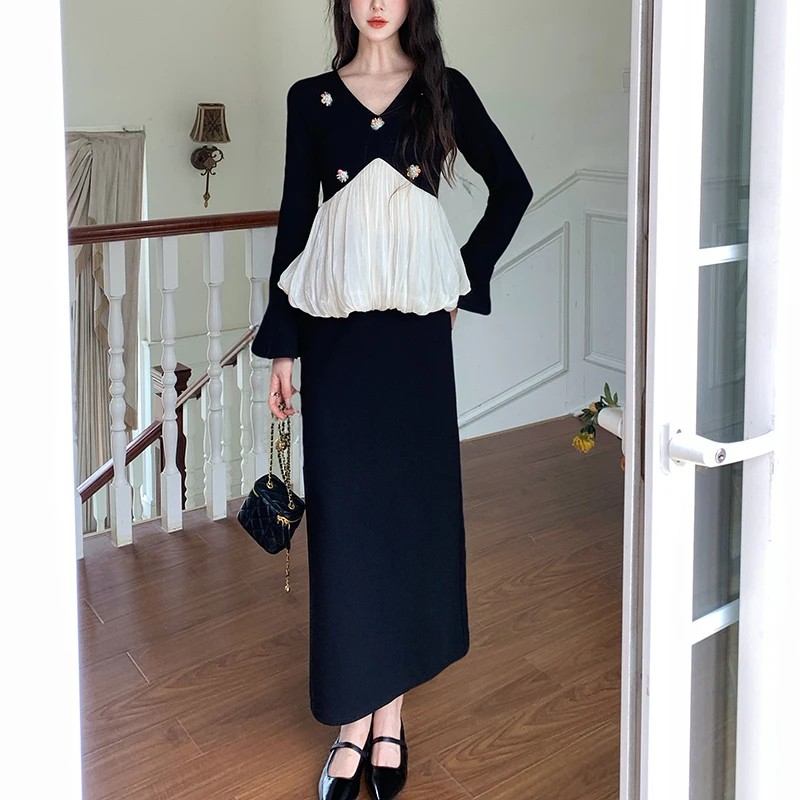 

Elegant Skirt Sets Woman 2 Piece Outfit Modest 2026 Design V-neck Flare Sleeve Bud Tops Fashion Back Split Long Skirt Black Sets