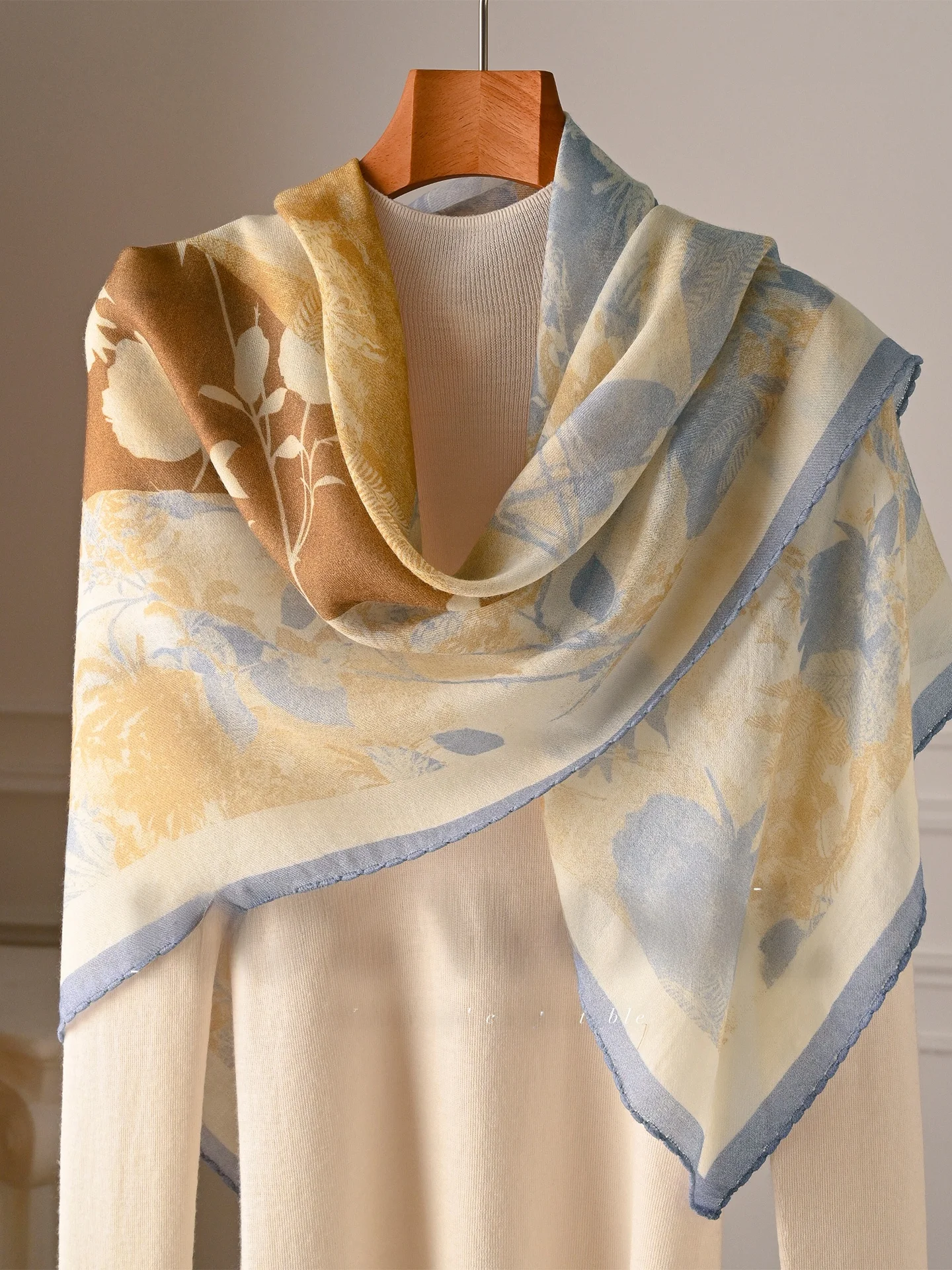 Echarpe-carree-en-laine-soluble-pour-femme-nouvelle-collection-2026-motif-floral-dentelle-polyvalente-style-britannique-chauffe-cou