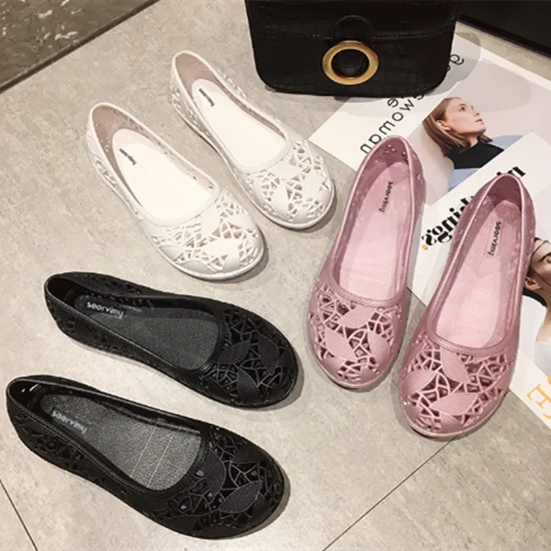 Lady Hollow Breathable Jelly Flats Mary Jane PVC Slip-Ons Soft Bottom Big Round Toe Wide Fit Moccasines White Pinkish 35-40 25cm