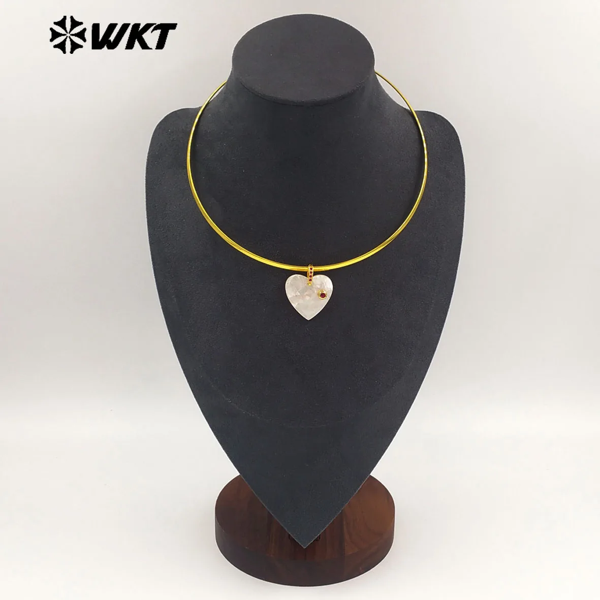 WT-JN387 Minimalism Design White Shell And Zircon Heart Shape Pendant Necklace Choker As Female Party Decorative Jewelry