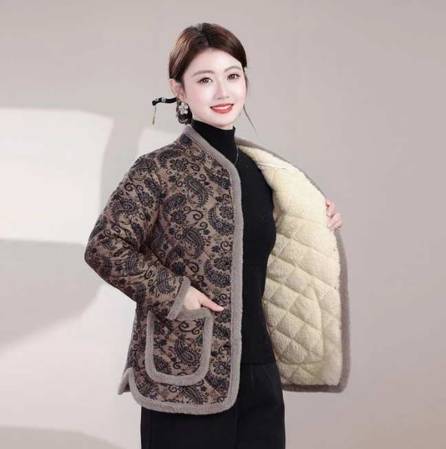 Nueva chaqueta de algodón de invierno para mamá, gran oferta, temporada, recién llegado, abrigo de ajuste informal con forro polar grueso para mujer
