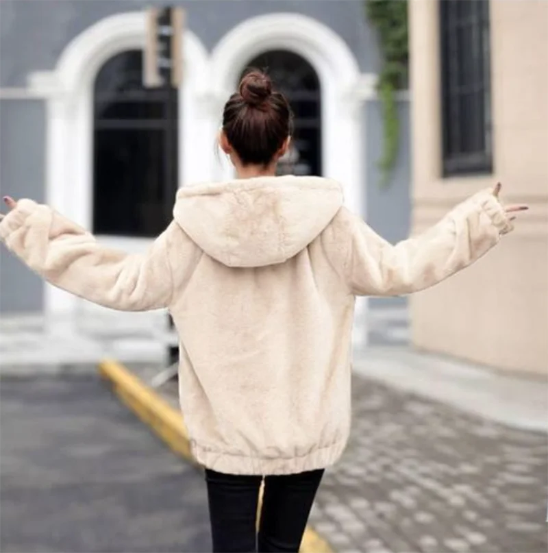 Women Winter Hooded Outerwear Ladies Warm Cotton-Padded Jacket New Trend Fashion Overcoat Short Female Top Solid Color Gray