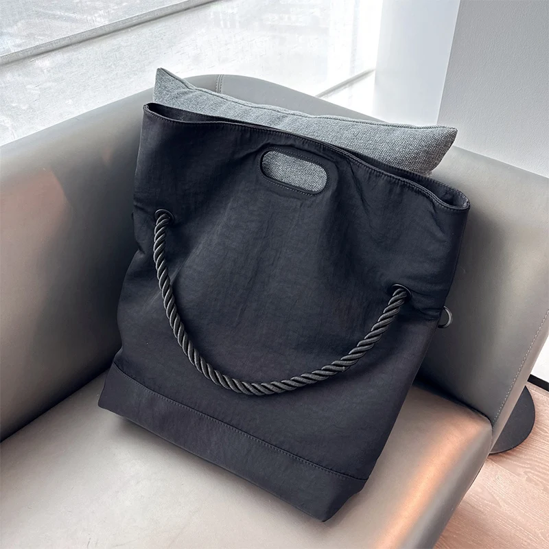 Simple Fashion Shoulder Bag High Capacity Nylon Tote Bag Personality Large Tote Bag Solid Color Crossbody Bags