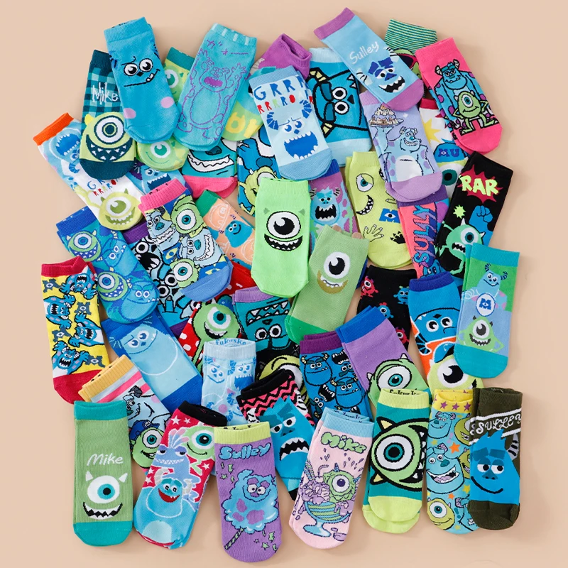 6/12Pairs of Random Novelty Cartoon Women's Knitted Short Socks for Summer Leisure and Comfort Anime Cotton Graffiti Ankle Socks