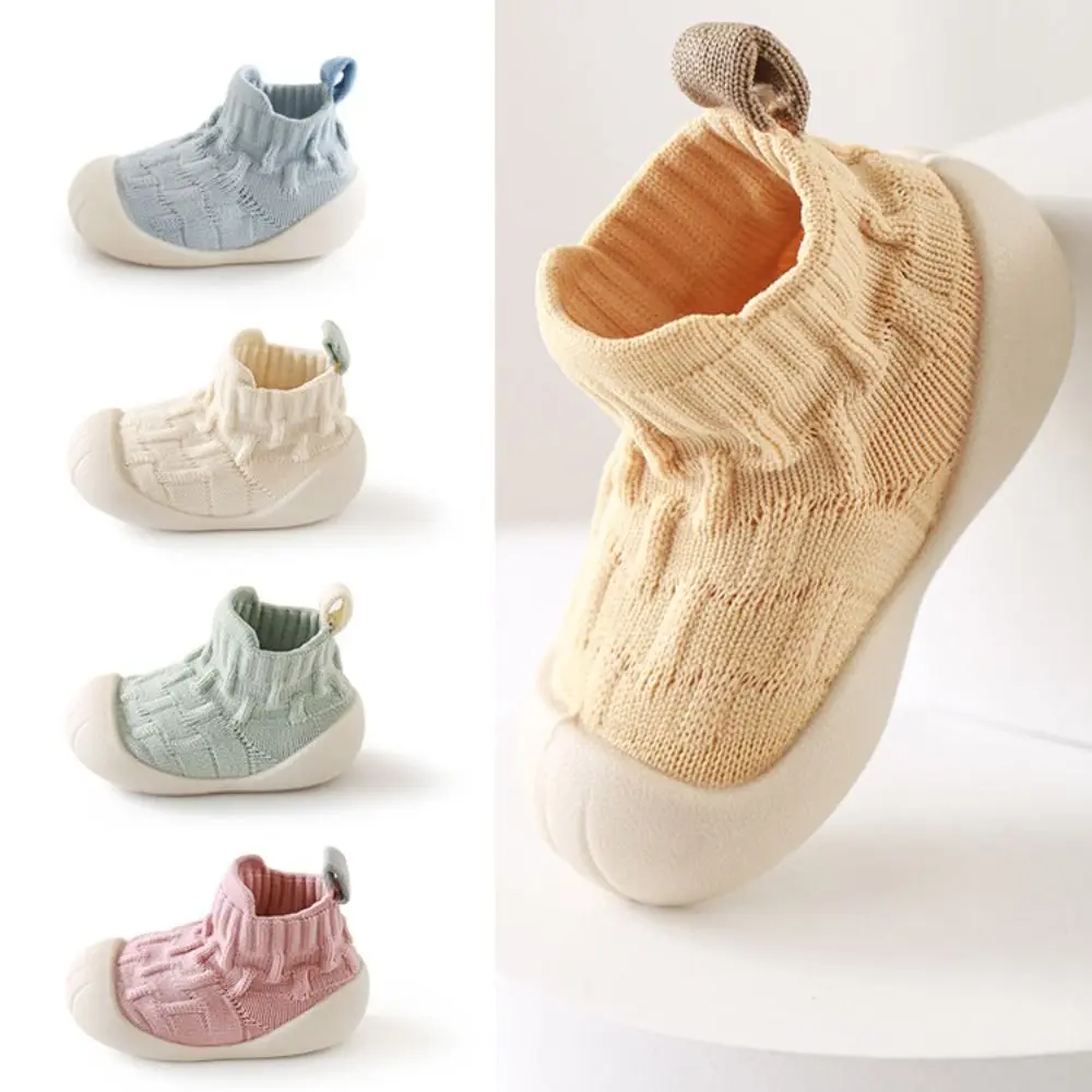 New Non-Slip Infant Walking Shoe Elastic Protect Toes Floor Socks Soft Rubber Sole Breathable Baby Walking Shoes Indoor Use
