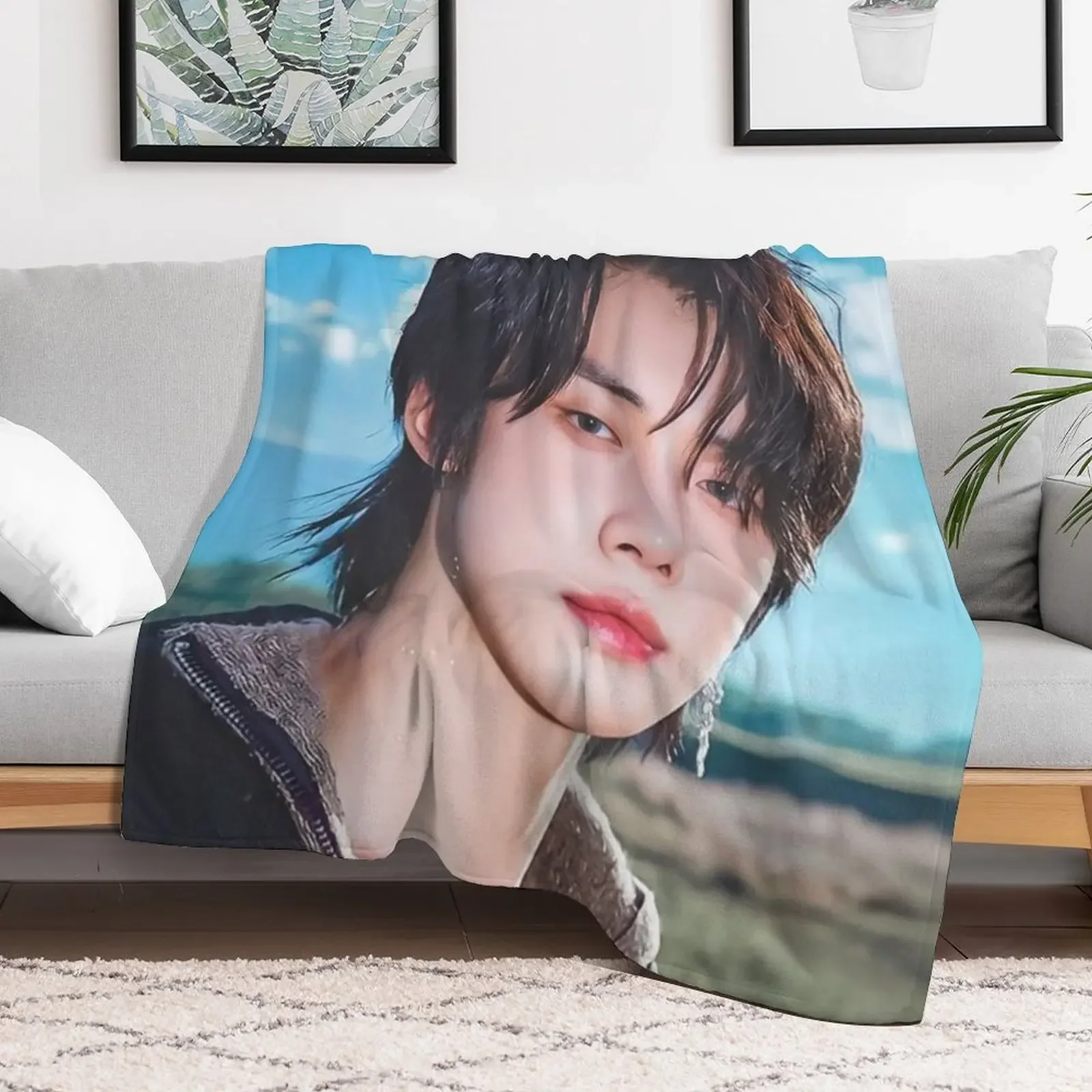 Yeonjun Throw Blanket Warm Winter beds Summer Beddings Blankets