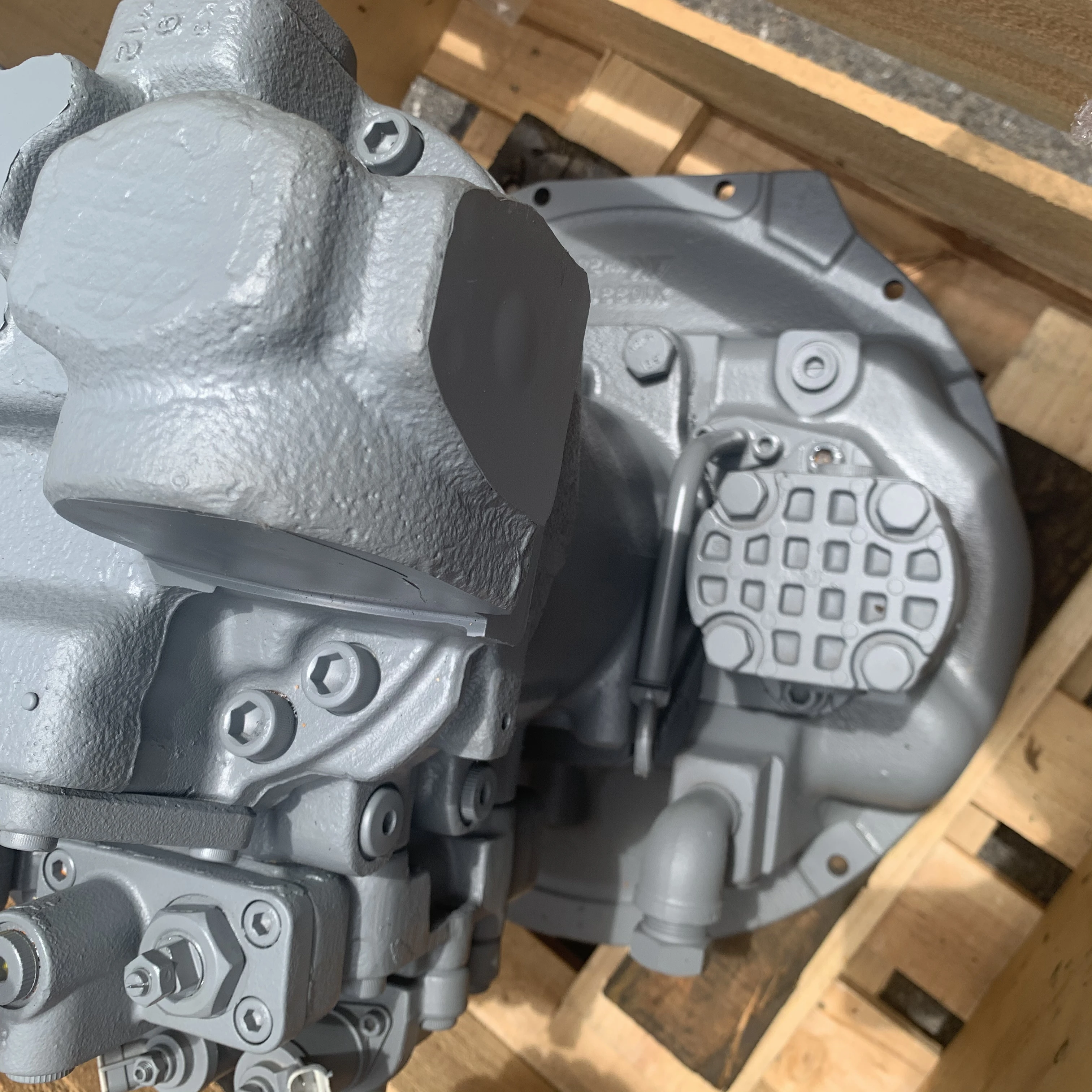 Excavator HPV102 Hydraulic Plunger Pump for  ZAX55 70 120 200 210-3G 230 240 330 360 Original Hydraulic Plunger Pump
