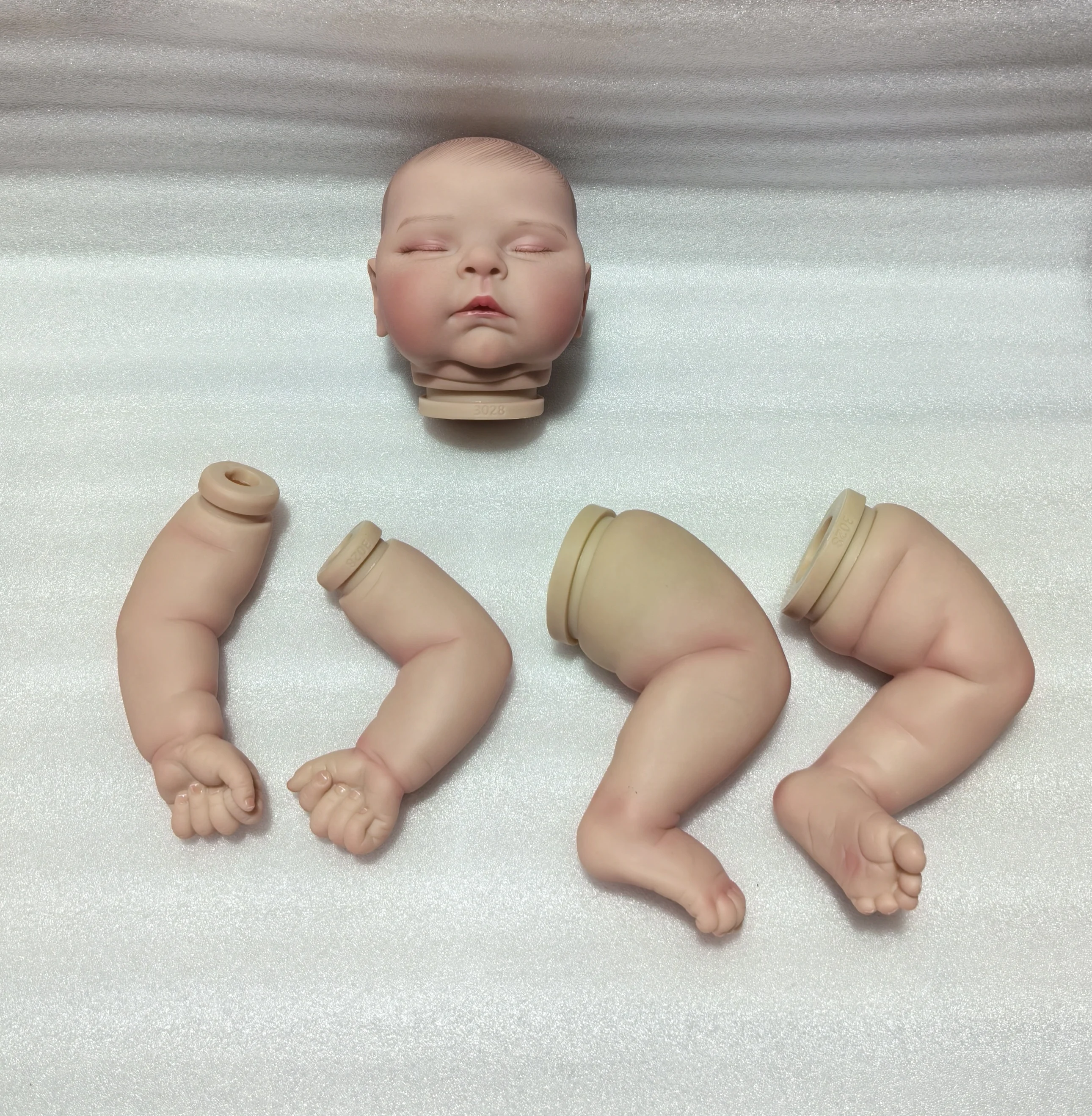 

NPK 19inch Finished Doll Size Already Painted Kits Peaches Very Lifelike With Many Details Veins same As picture with Extra Body