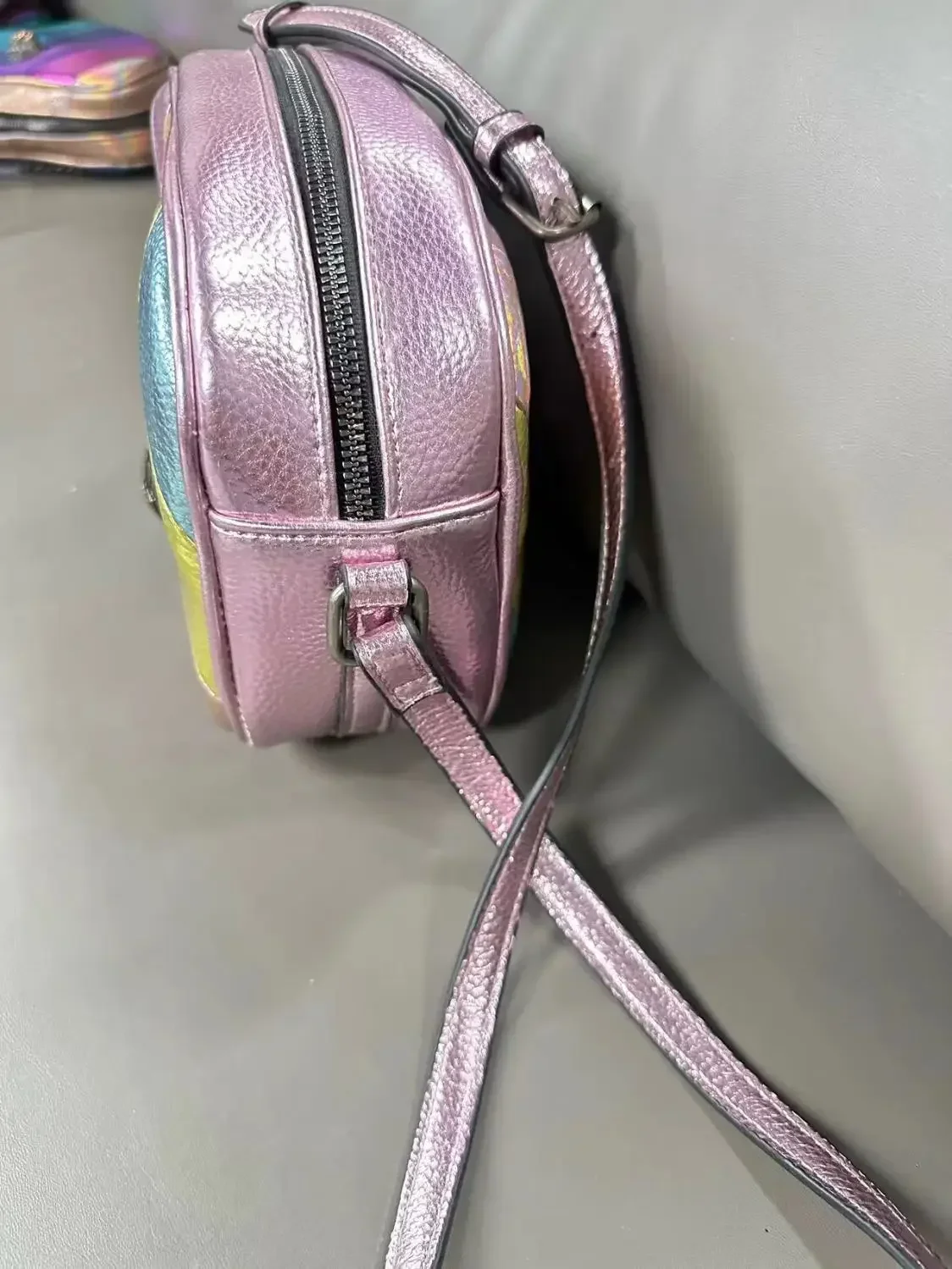 كورت جيجر لندن 2024 حقيبة كروس جديدة بكتف واحد هي حقائب يد نسائية مشهورة ومحافظ وحقائب يد فاخرة