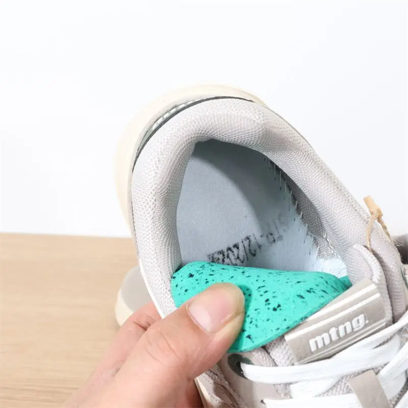Classic Brand Comfortable Wide Last Sport and Leisure Shoe Top Quality Wearable Outdoor Walking Shoe Flat Bottomed Driving Shoe